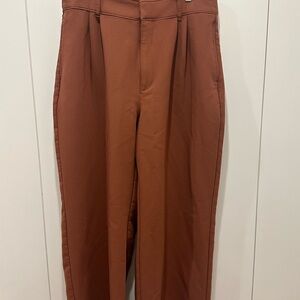 Women’s Abercrombie and Fitch Trousers in Rust